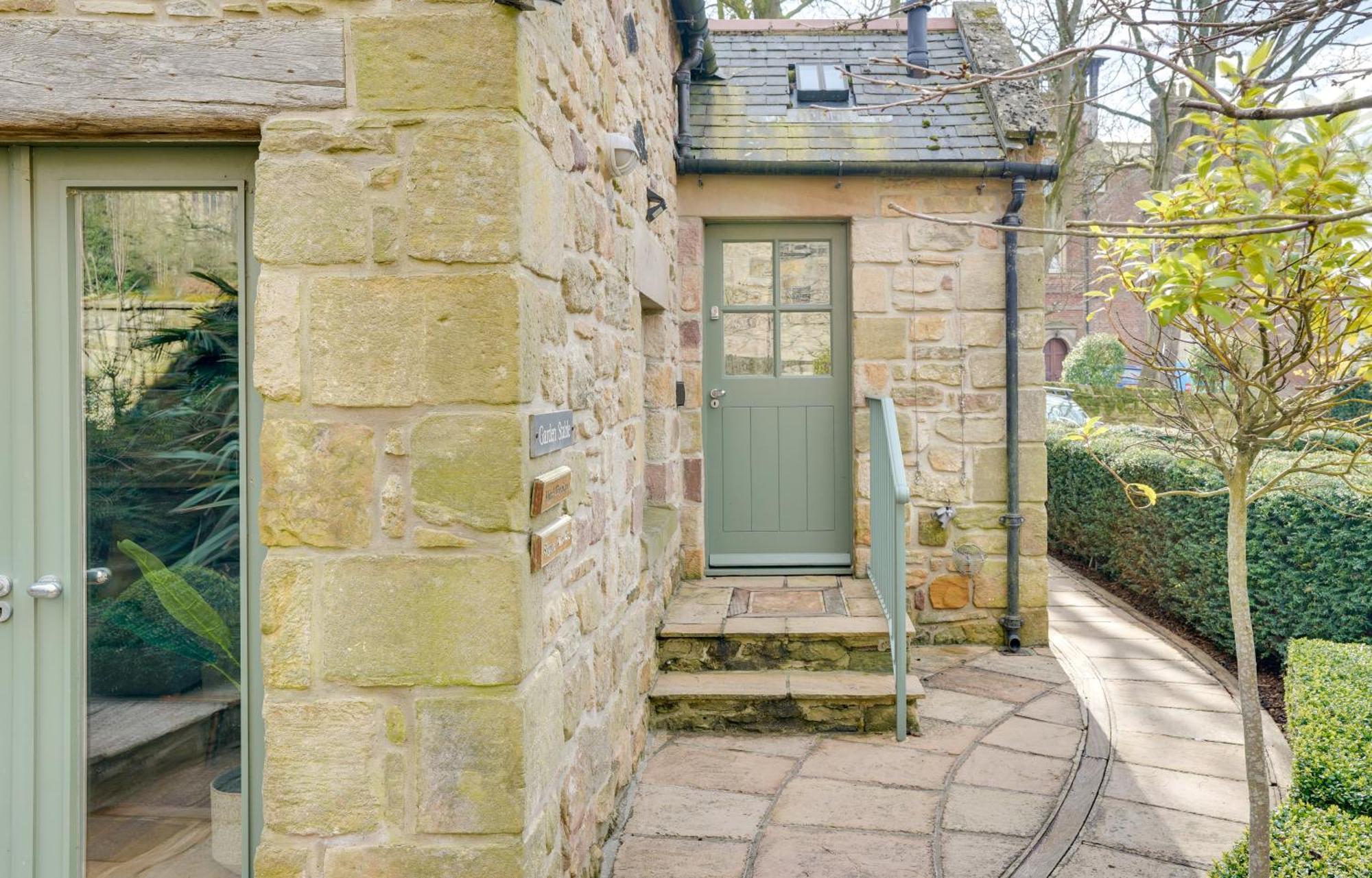 Garden Stable At Hallsteads: Luxury Stone Cottage, With Parking Alnmouth Exterior photo