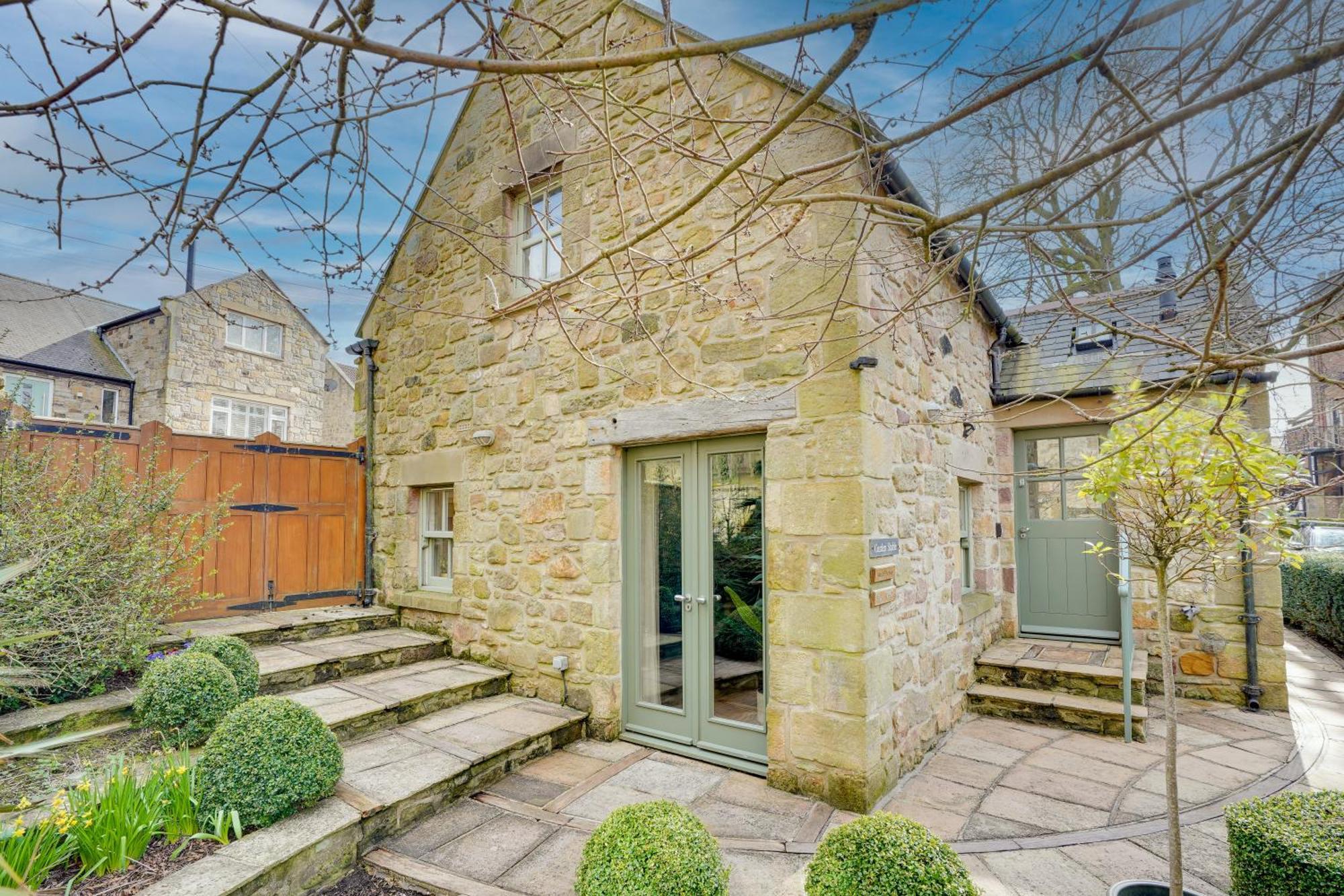 Garden Stable At Hallsteads: Luxury Stone Cottage, With Parking Alnmouth Exterior photo